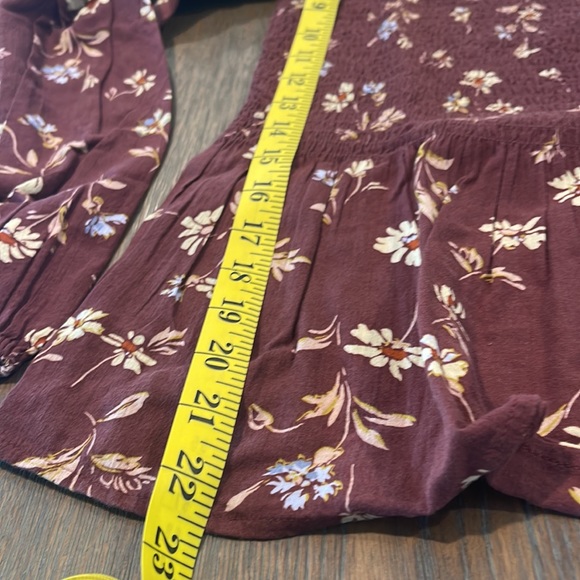 ❤️HP❤️ Madewell Lucie Smocked Peplum Top. Size 14W - Picture 8 of 10